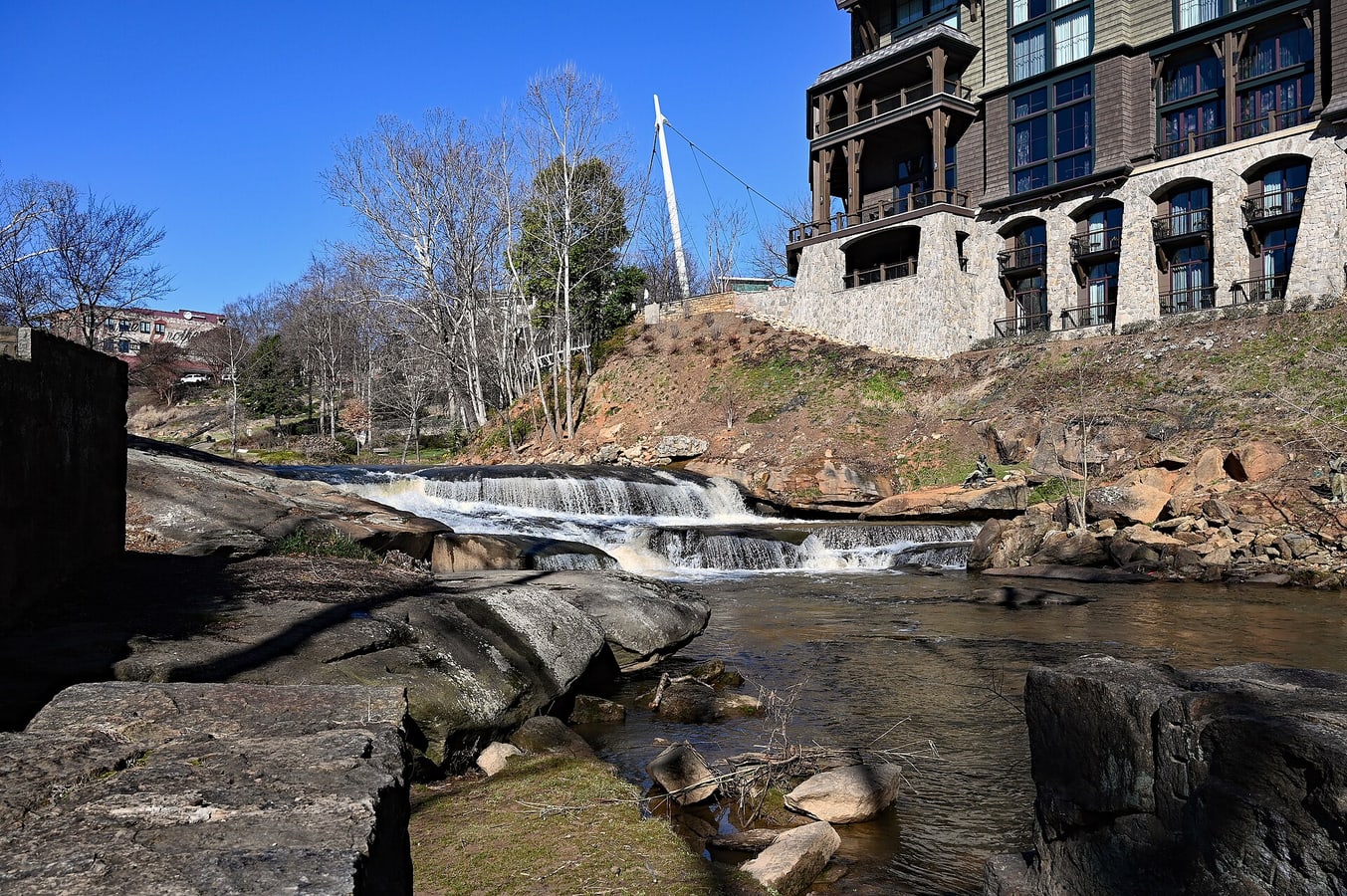 Falls Park en el río Reedy, Greenville
