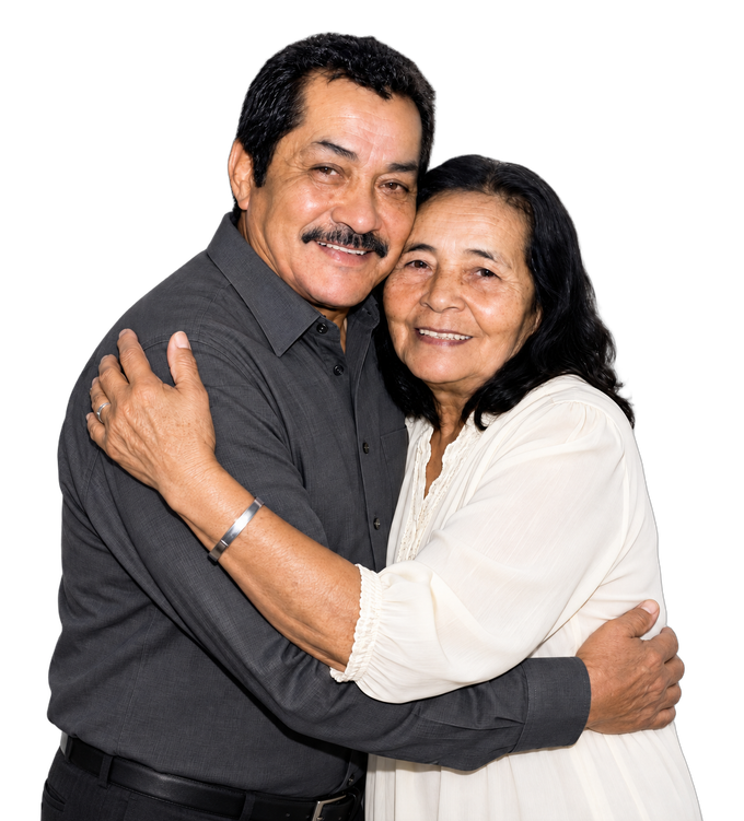 Los padres de Julie, abrazados